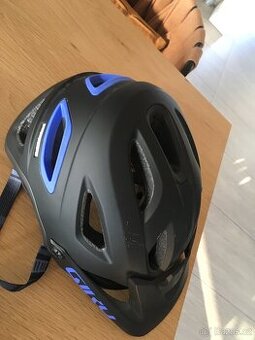 Dámská helma Giro Montana
