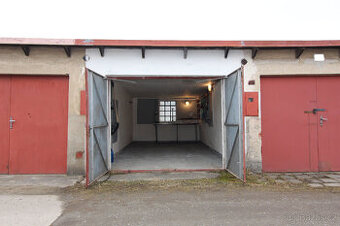 REZERVACE Pronájem garáže/skladu 20 m2 - U Cihelny, Jihlava