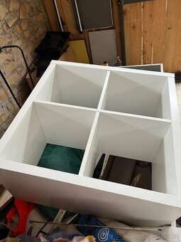 Ikea nábytek