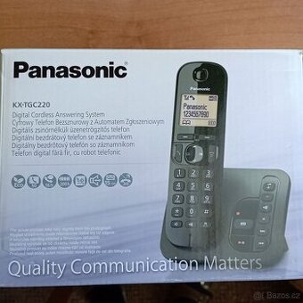 Digitální bezdrátový telefon PANASONIC se záznamníkem
