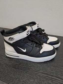 Tenisky NIKE Air Jordan vel.36