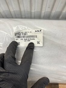 Plastový kryt prahu sportage 87752-F1000 87752F1000