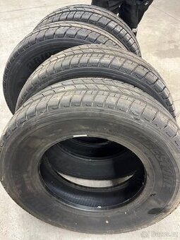 Pneu 205/75 r16C Bridgestone
