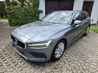 Volvo V60 D4 Momentum 2.0D 140KW AT•2020•Webasto•ACC•Kessy