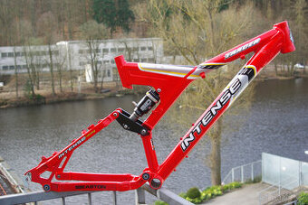 rám Intense Tracer 2001, TOP STAV Easton, USA