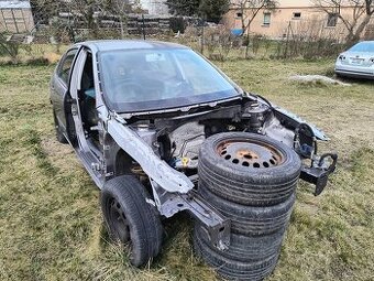 Prodám zbyttky z Seat Leon ARL