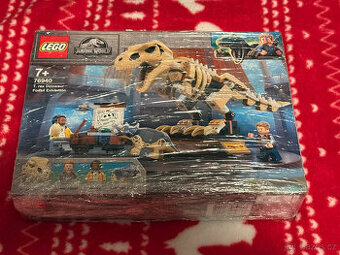 LEGO (76940): Jurassic World™ Výstava fosílií T-rexe