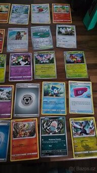 Prodáme Pokémon kartičky