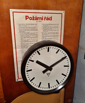 Hodiny Pragotron PJ27 z roku 1978, TOP stav