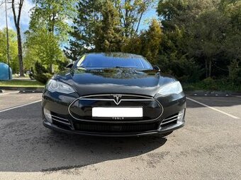 Tesla model S 85 free supercharger nové baterie Autopilot