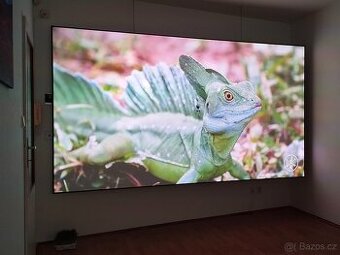 Projekční plátno Elite Screens 135"