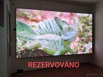 Projekční plátno Elite Screens 135" (CineWhite)