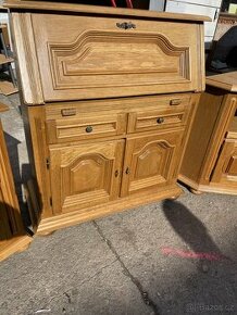 Rustikální sekretář