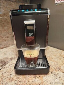 Plnoautomatický kávovar Tchibo Esperto Pro