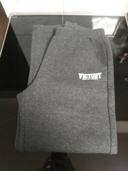 Dětské luxusní tepláky vel 160 nové