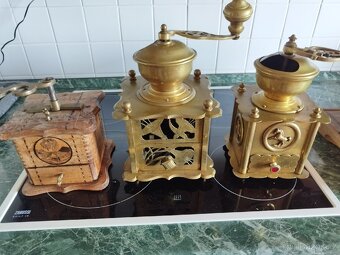 .Mlýnek na kávu 3ks