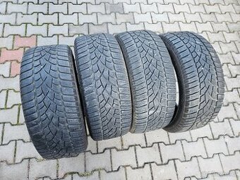 Zimní Dunlop 235/45/19