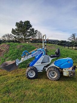 Multione SL 30 D nakladač kolový , 4x4, teleskop (avant)