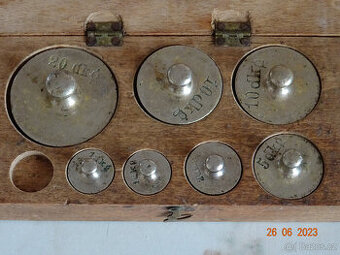 KUCHYŇSKÉ ZÁVAŽÍ