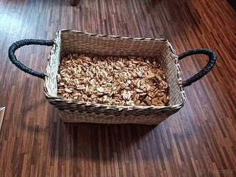 loupané vlašské ořechy