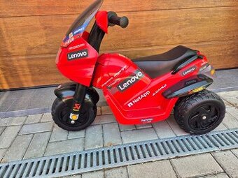 AKU tříkolka pegPerego