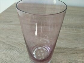 Dvě růžové skleničky