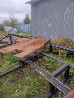 Plechový ochranný kryt na zetor Forterra