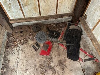 Příslušenství na Teru, asi MS 07