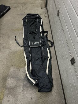 Vak na lyže BMW