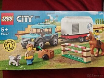 Lego City 60327 Přepravník Koní