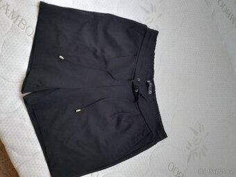 Dámské kraťasy vel. 42