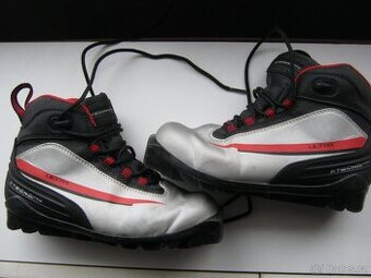 Junior běžkařské boty TECNO Pro Ultra velikost 34, SNS