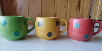 Hrnečky bucláčky .