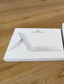 Magic Keyboard Folio prazdna krabice