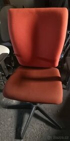 ŽIDLE DO BYTU I KANCELÁŘE