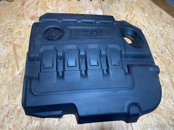 HORNÍ KRYT MOTORU SUPERB 3