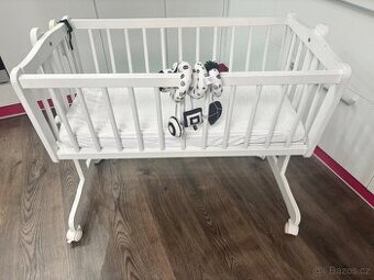 Kolébka na kolečkách