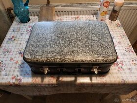 Cestovní kufr starý 55x37cm - 1
