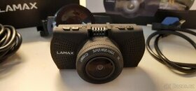 jako nová autokamera LAMAX C9 s příslušenstvím - 1