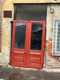 Staré velké 2-křídlé dřevěné dveře k renovaci - 1