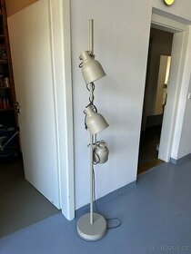 Stojaci lampa IKEA
