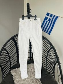 Bílé džíny Zara