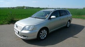 TOYOTA  AVENSIS  2.0i 16 V D-4 VVTi 136000km 