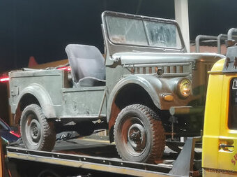 ARO M461  S  MOTOREM  MERCEDES 300D W123