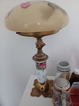 Lampa a Hodiny