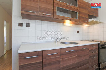 Pronájem bytu 3+1, 67 m², Karlovy Vary, ul. Brigádníků