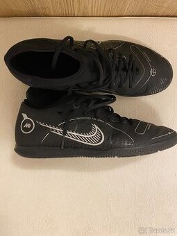 Sálovky nike 42.5/27cm