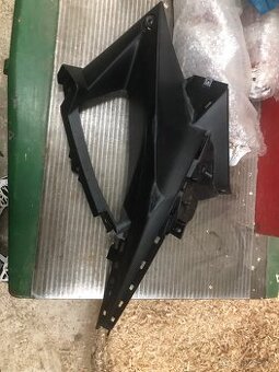 Plast na Yamaha yzfr-125r
