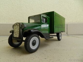 NÁKLADNÍ SKŘÍNOVÉ AUTO - KASIČKA - ČSFR - 1