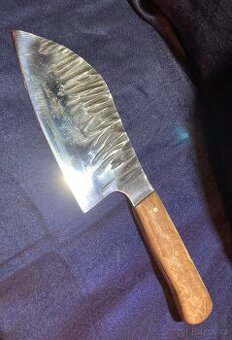 Srbský kuchyňský nůž